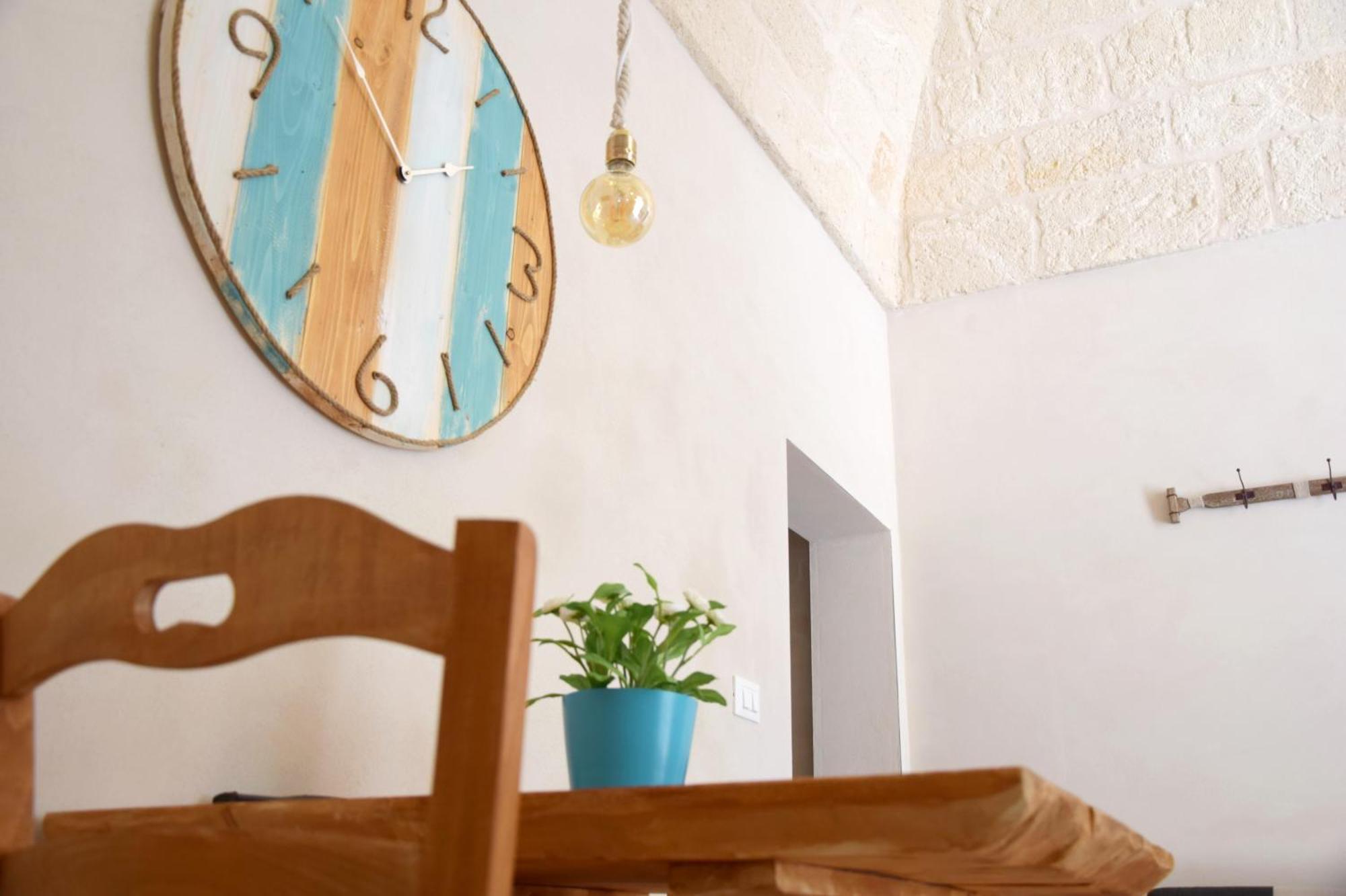Casa Vacanze "La Maison Du Bonheur" Монополи Екстериор снимка