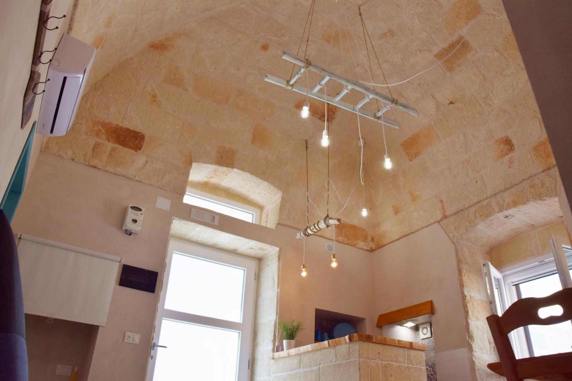 Casa Vacanze "La Maison Du Bonheur" Монополи Екстериор снимка